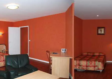 Ore, Hotell