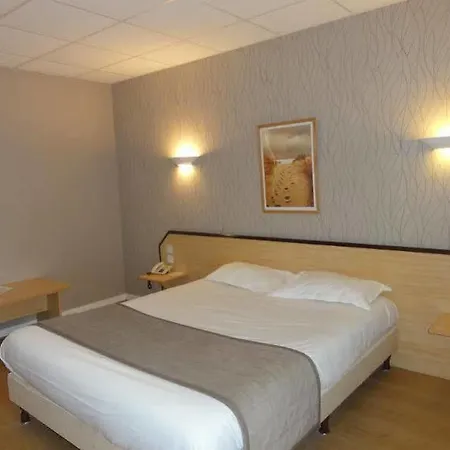 Ore, Hotell