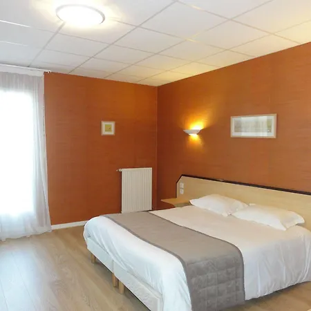 Ore, Hotell